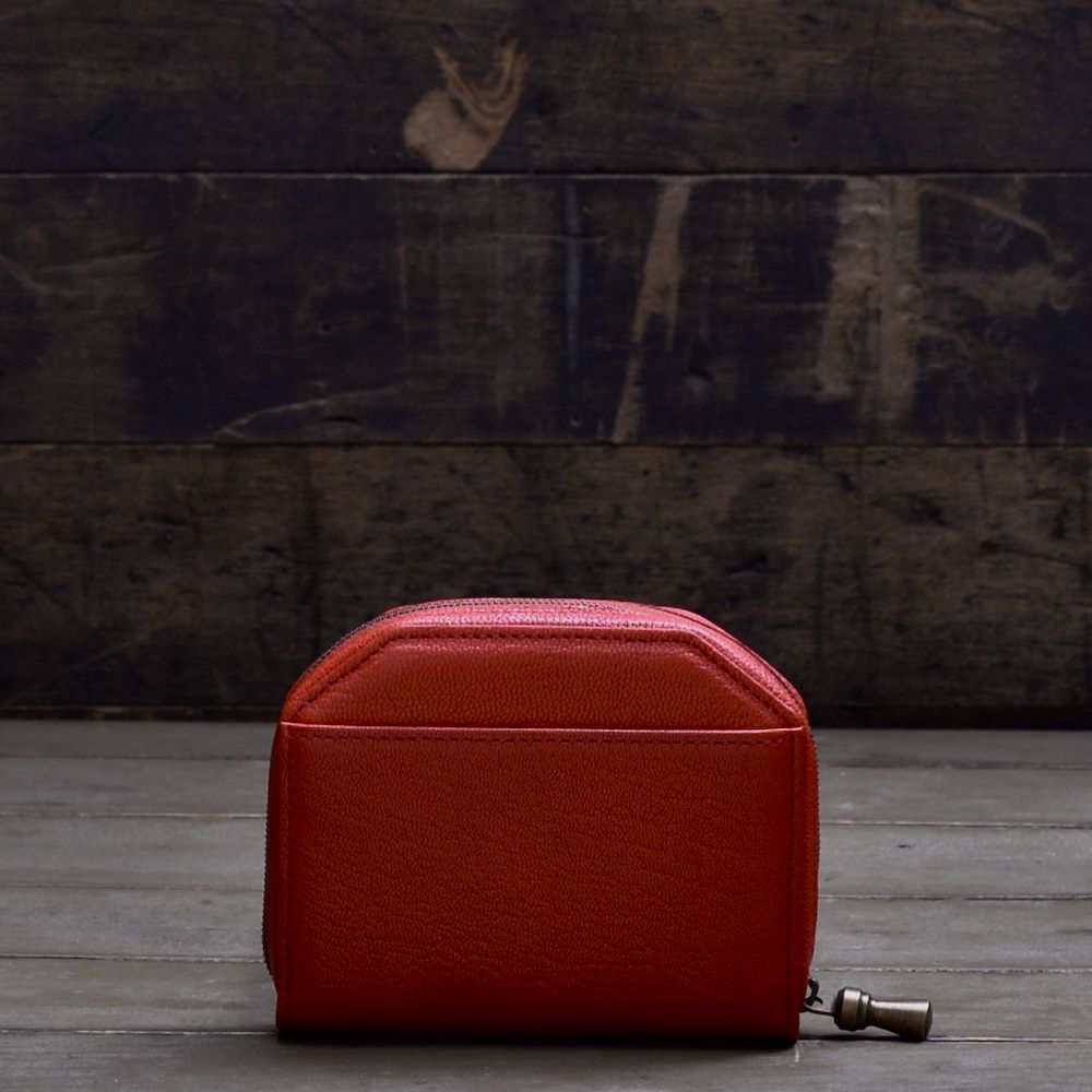POSTALCO | No.60017 | Kettle Zipper Wallet | Small | Red