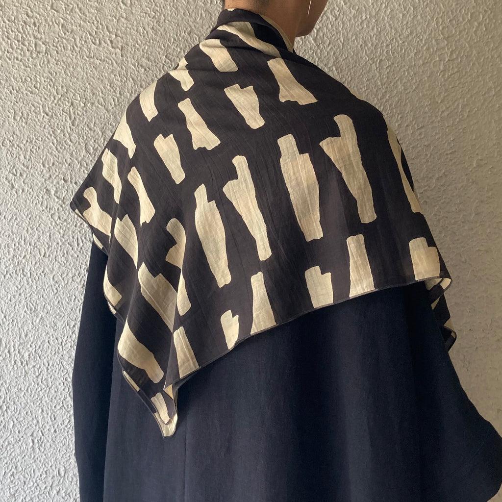 mills scarf｜Branch｜charcoal