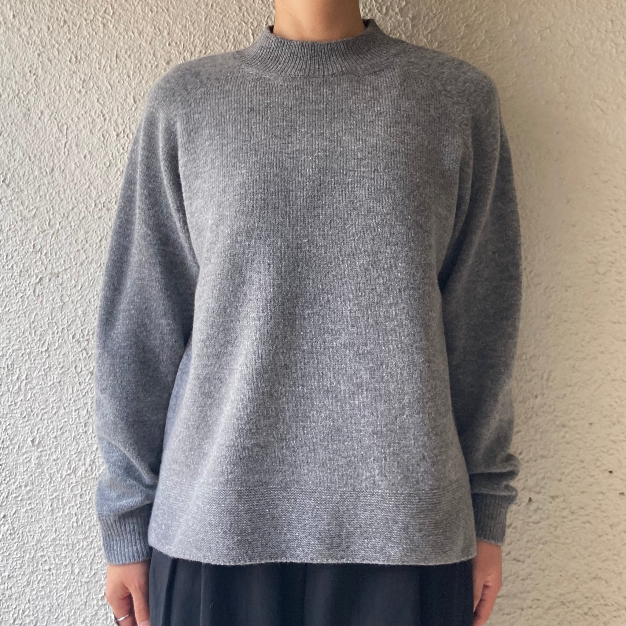 COSMIC WONDER｜22CW41035｜タスマニアウール セーター｜Grey