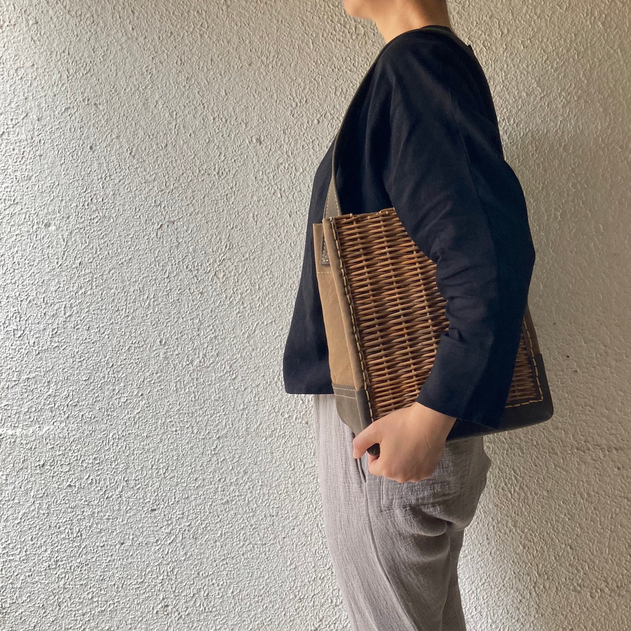 ebagos｜ キャンバス・ワンハンドル トートM｜25AW #15610｜BEKA