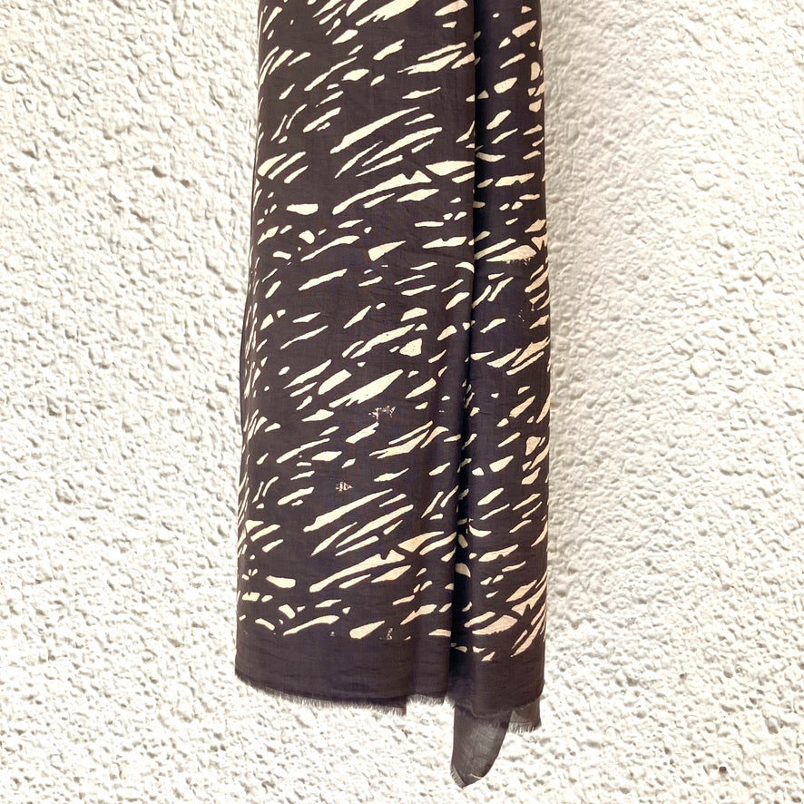 mills shawl｜Sparkle｜charcoal