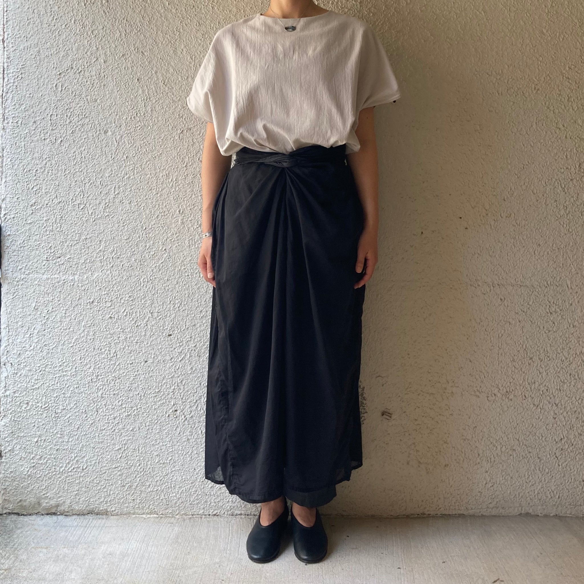 COSMIC WONDER｜21CW16059｜Organic cotton broadcloth and see-through cotton wrapped skirt｜ Black