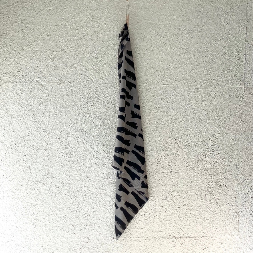 mills scarf｜Branch｜grey