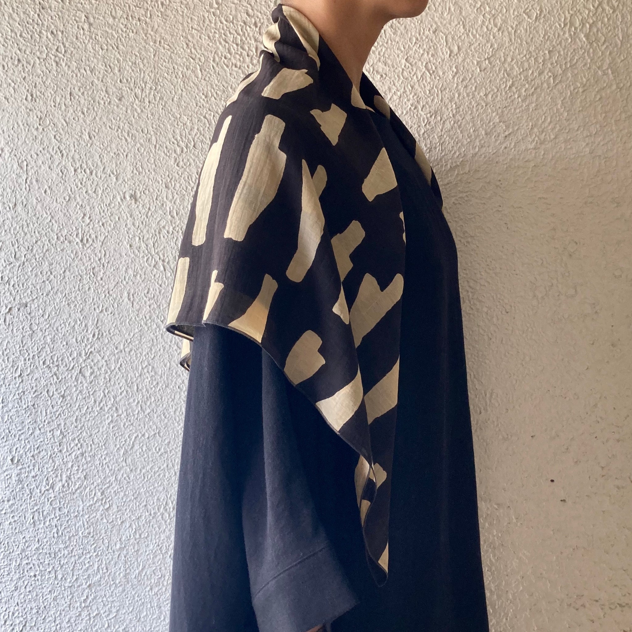 mills scarf｜Branch｜charcoal
