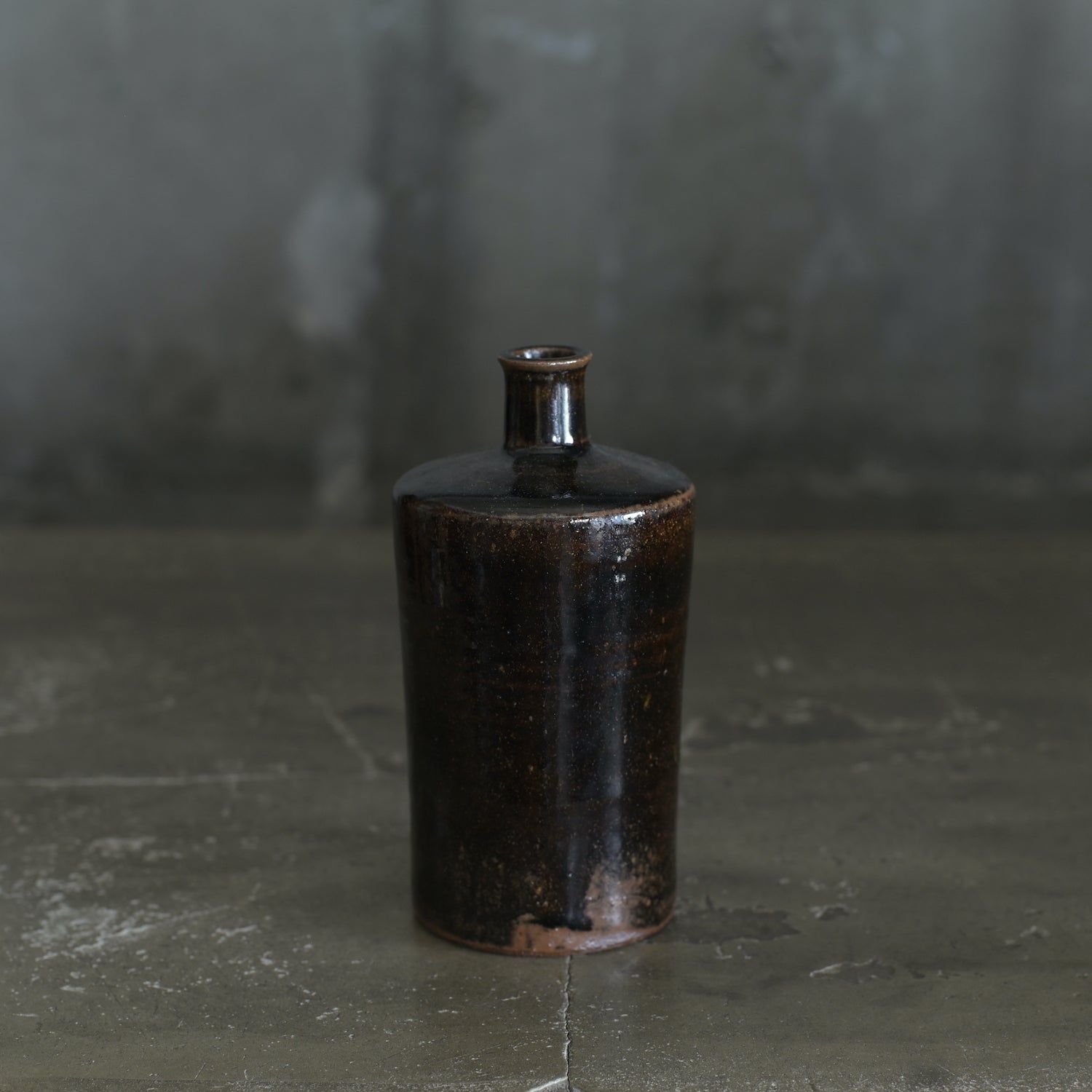 平山元康｜黒釉瓶（ローソク型）｜25-019