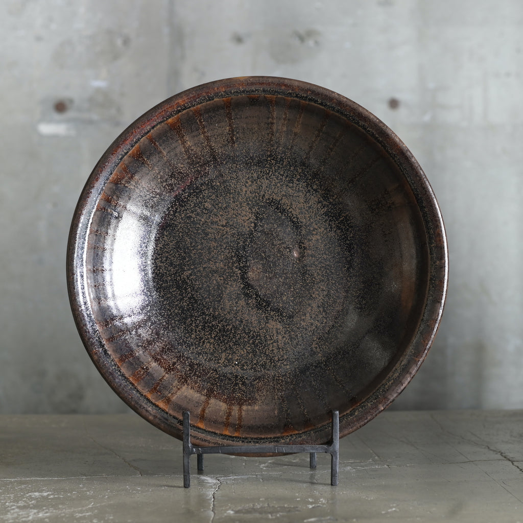 平山元康｜飴黒皿｜25-023