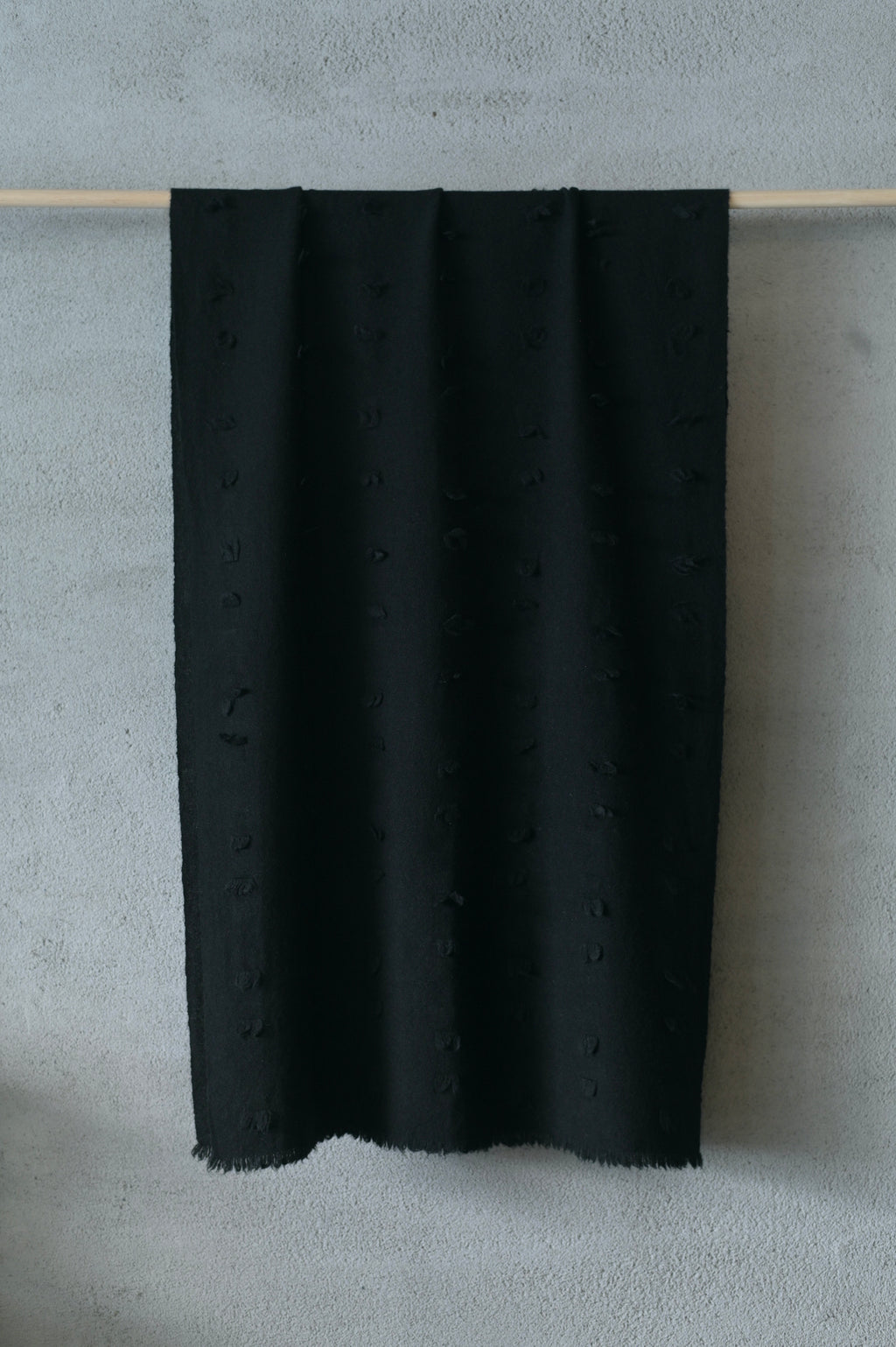 高見由香｜Yuka Takami｜カシミヤストール bird 黒鳥｜M-33