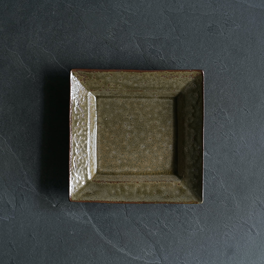 平山元康｜灰釉角皿｜25-053