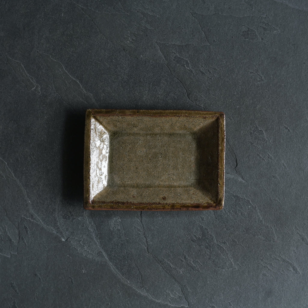 平山元康｜灰釉長角皿｜25-057