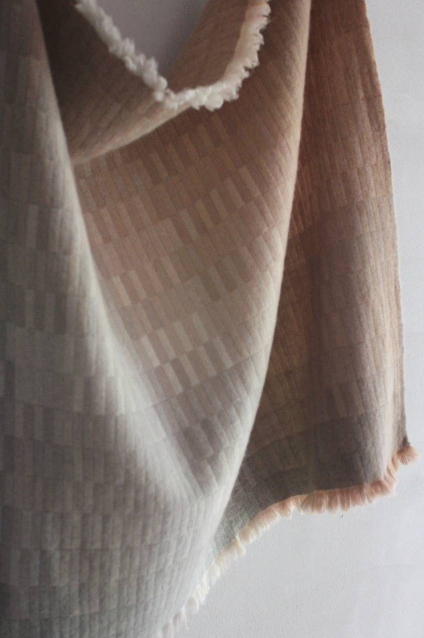 高見由香｜Yuka Takami｜カシミヤスカーフ｜M-26