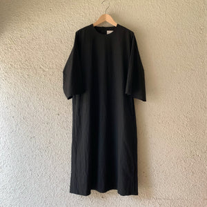 COSMIC WONDER｜21CW17322｜Cotton linen typewriter fog dress｜Black