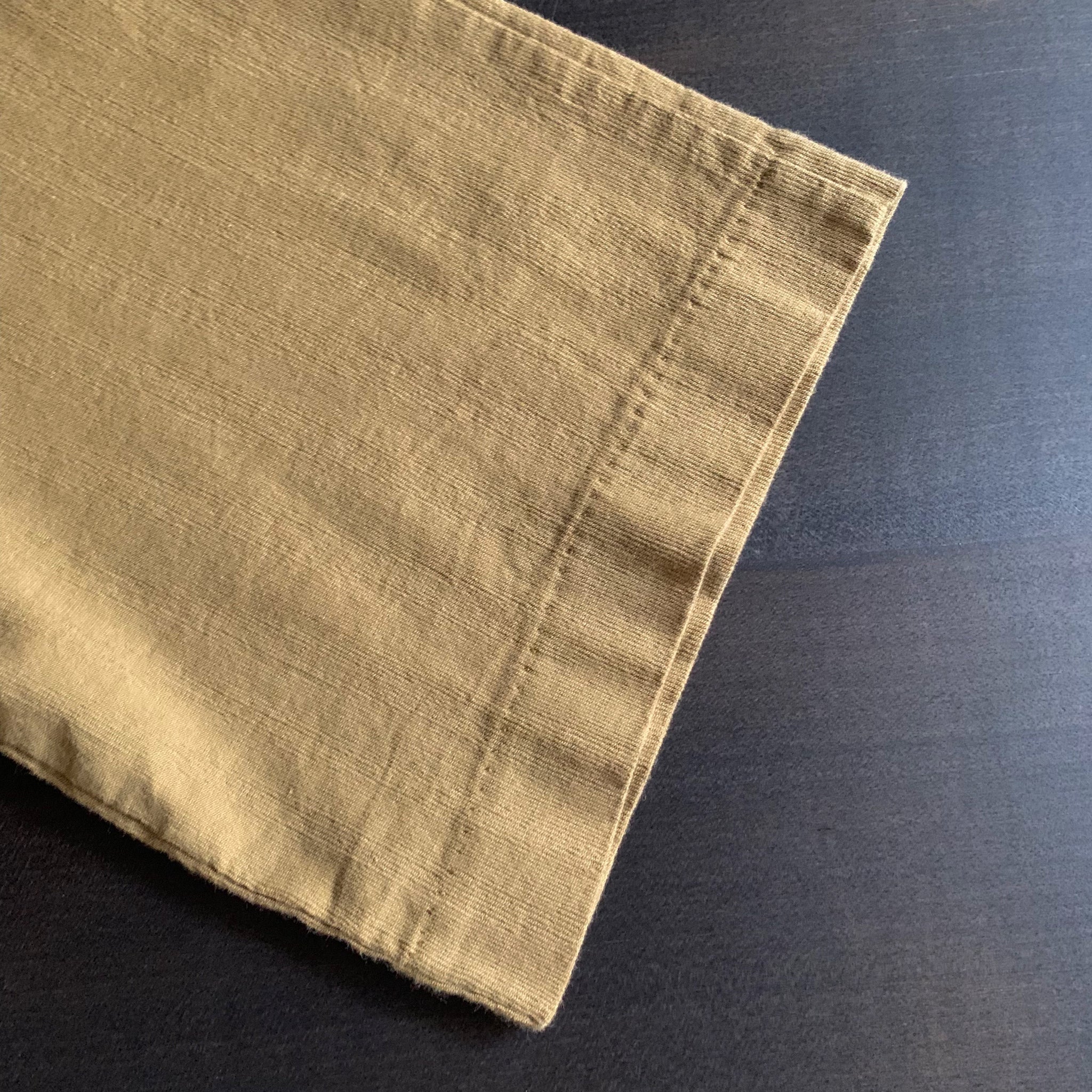 BIWACOTTON×KAZUTO KOBAYASHI｜ビワコットン｜キーネックTシャツ｜3413806｜タンベージュ