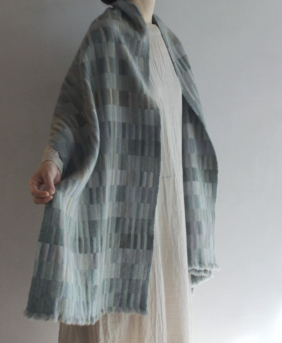 高見由香｜Yuka Takami｜カシミヤ二重織ストール たゆたう緑｜M-13