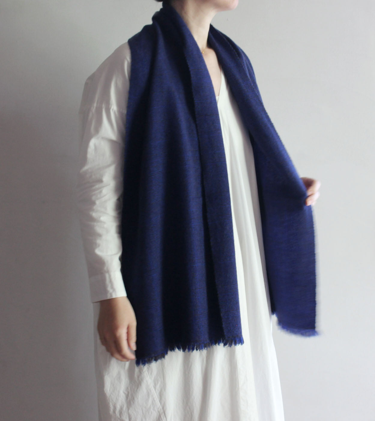 高見由香｜Yuka Takami｜カシミヤストール あじろ 青茶A｜M-40