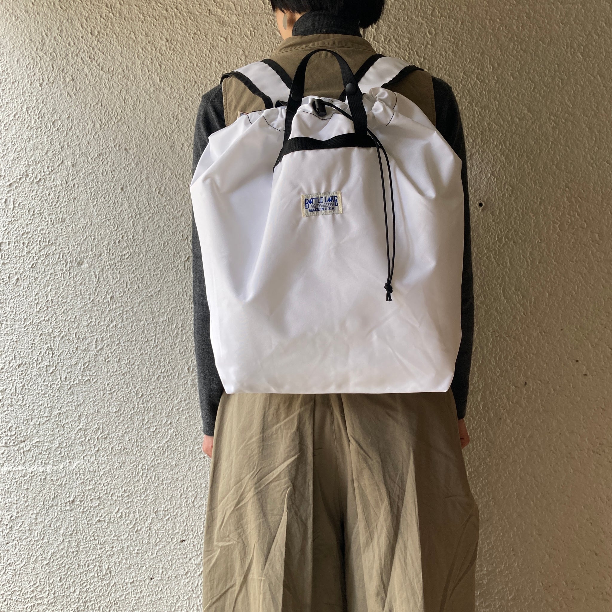 BATTLE LAKE｜バトルレイク｜STOWAWAY PACK｜WHITE – Roundabout