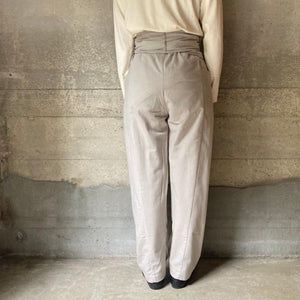 COSMIC WONDER｜16CW11109｜ネルフォークラップパンツ｜Light gray