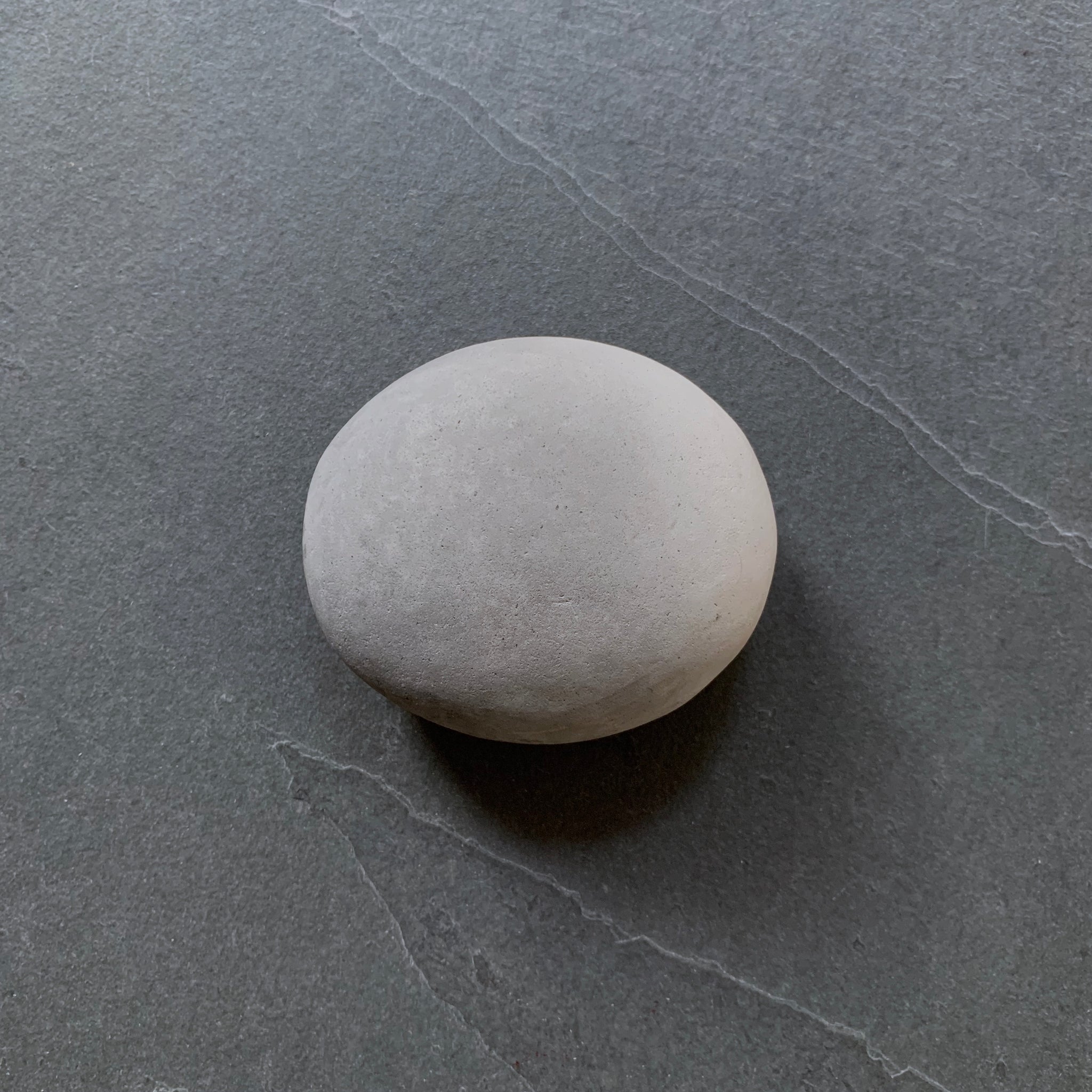 elemense | pottery stone diffuser | no.1