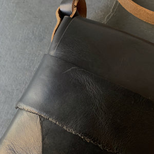 Fernand Leather ｜Latch Pouch