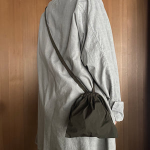 formuniform｜フォームユニフォーム｜ Drawstring Bag with Strap XS｜Khaki